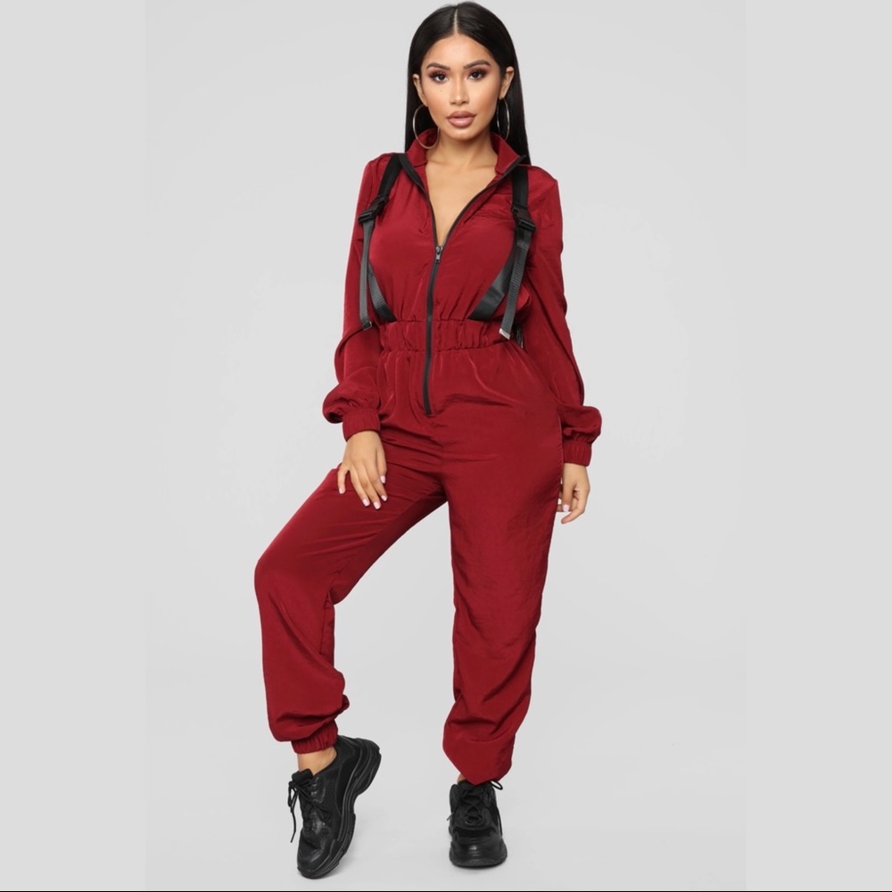 🆕Fashion nova jumpsuit - Picture 2 of 6